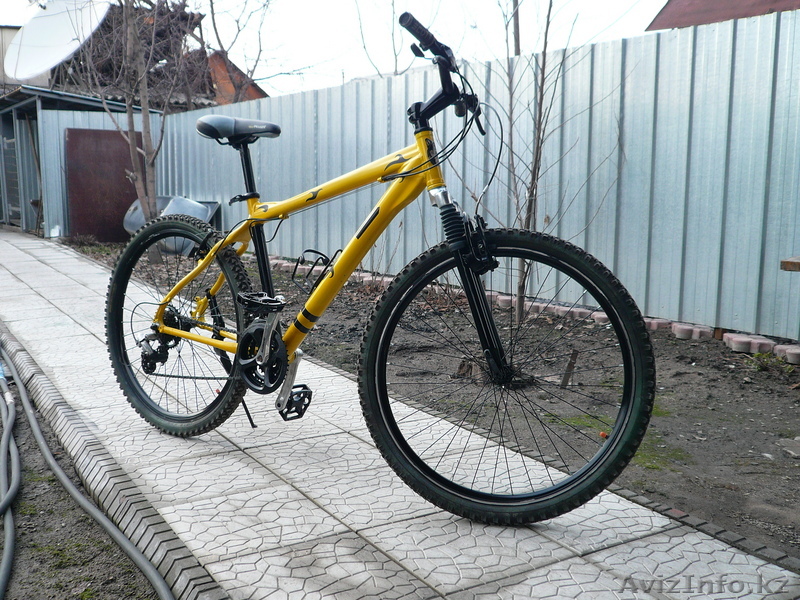 продам  Велосипед  желтенький) - Изображение #1, Объявление #103326