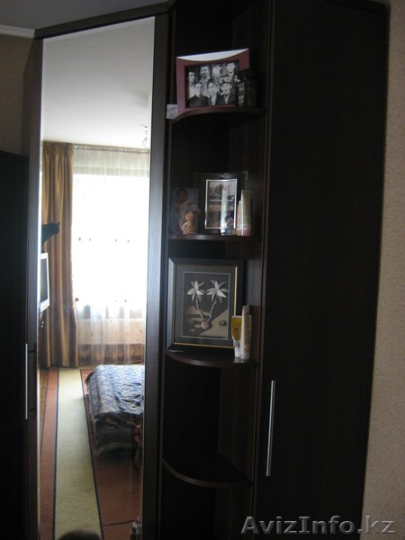 Угловой шкаф, почти новый, покупайте!! не пожалеете - Изображение #1, Объявление #416551