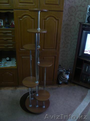 Полка под цветы.------------------------------ - Изображение #1, Объявление #792727