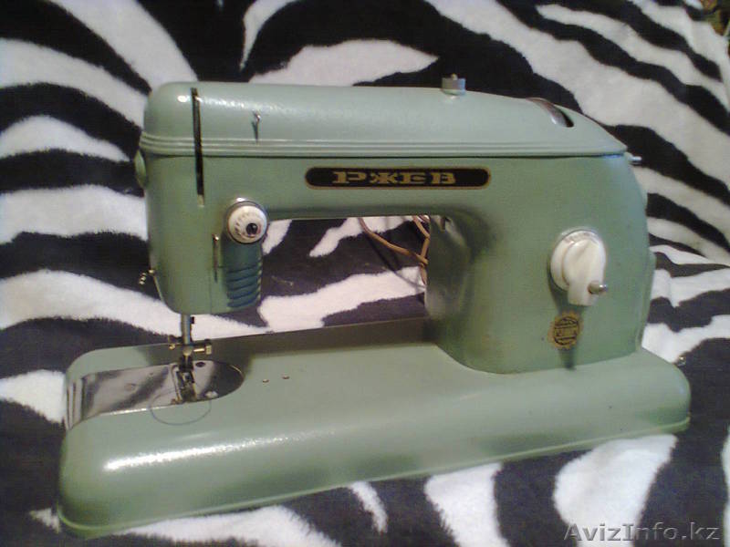 Ретро швейная машинка *Ржев* 1964 - Изображение #1, Объявление #847547