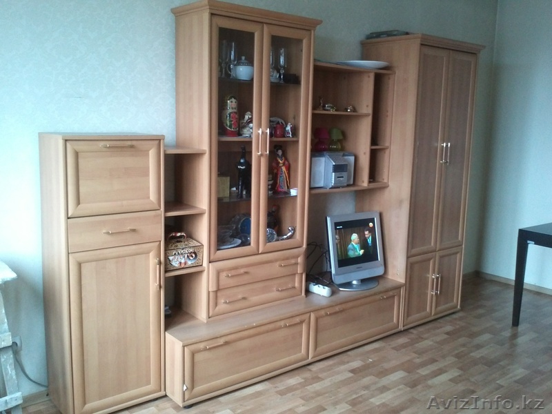 Стенка б/у пр-во Беллорусь светлое дерево - Изображение #1, Объявление #866402