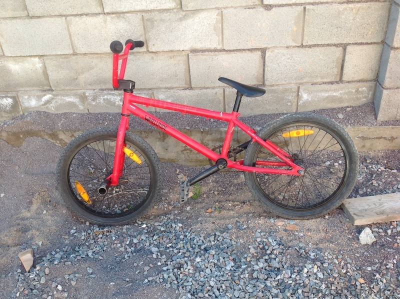 bmx salvador красного цвета - Изображение #1, Объявление #888140