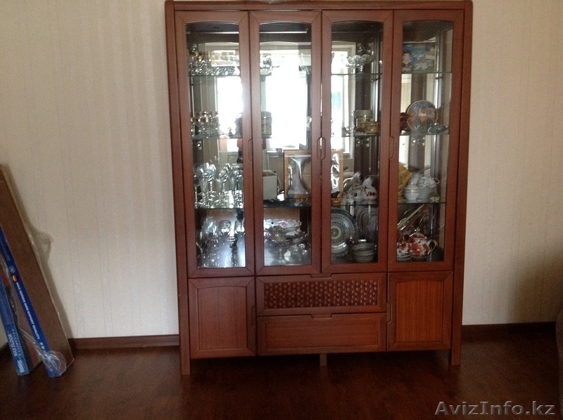 Продам новый  сервант. Торг. - Изображение #1, Объявление #885384