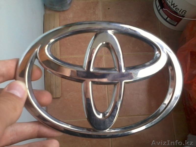 Продам значок Toyta - Изображение #1, Объявление #912934