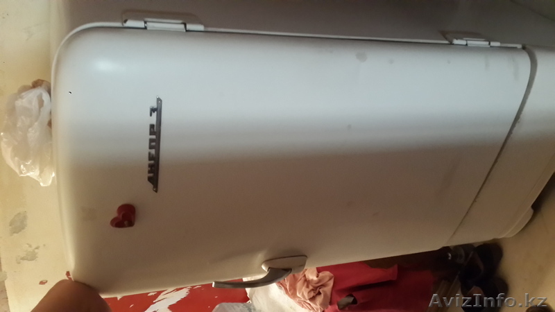 ПРОДАМ ХОЛОДИЛЬНИК "Днепр 3" 1967г. - Изображение #1, Объявление #1078055