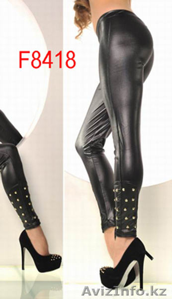  Виниловые черные легенсы с шипами - Изображение #1, Объявление #1077524