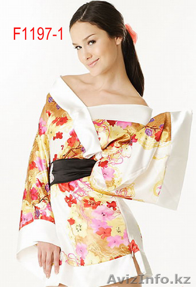  Белое-Кимано-короткое шелковое кимано сбоку на замке,широкий пояс-сзади бантик  - Изображение #1, Объявление #1075203