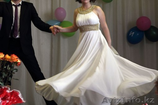 Продам платья вечерние белые по 20.000 тенге - Изображение #1, Объявление #1089653