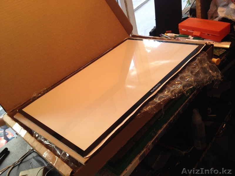 Apple A1297 Glass новое защитное стекло для MacBook Pro 17"  - Изображение #1, Объявление #1113436