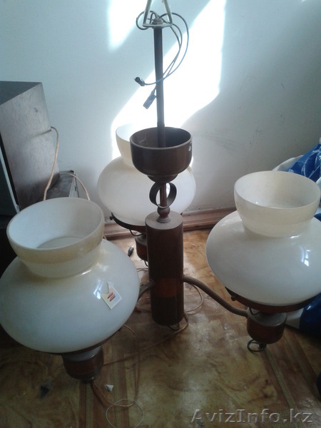 Продам дешево люстру б/у в хорошем состоянии - Изображение #1, Объявление #1248755