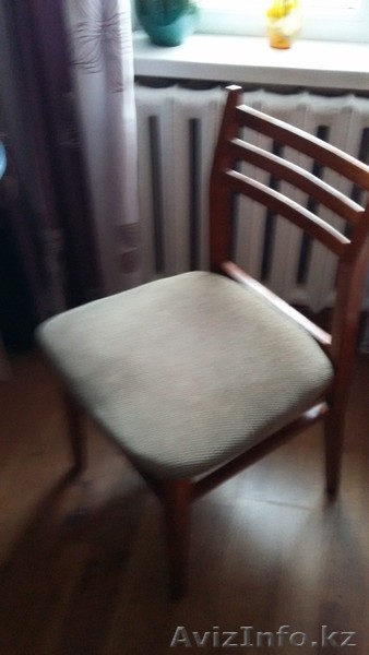 Стулья б.у. в хорошем состояний поиз-во германия. срочно продам. сделано из дере - Изображение #1, Объявление #1262891