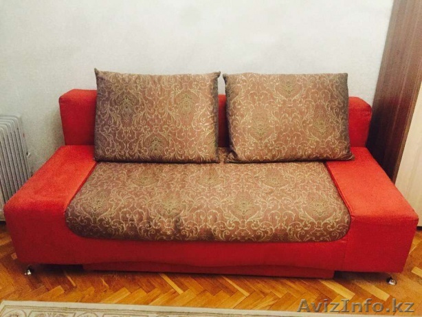 Недорого! Срочно! Продам диван + стол в подарок! - Изображение #1, Объявление #1352458