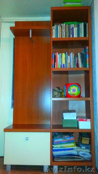 Малогабаритная прихожая + стеллаж ( Польша ). Фабричного пр-ва. МДФ.  - Изображение #1, Объявление #497784