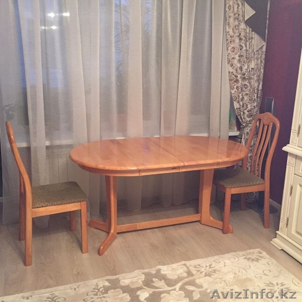 продам стол раскладной и 4 стула с мягкой обивкой  - Изображение #1, Объявление #1492034
