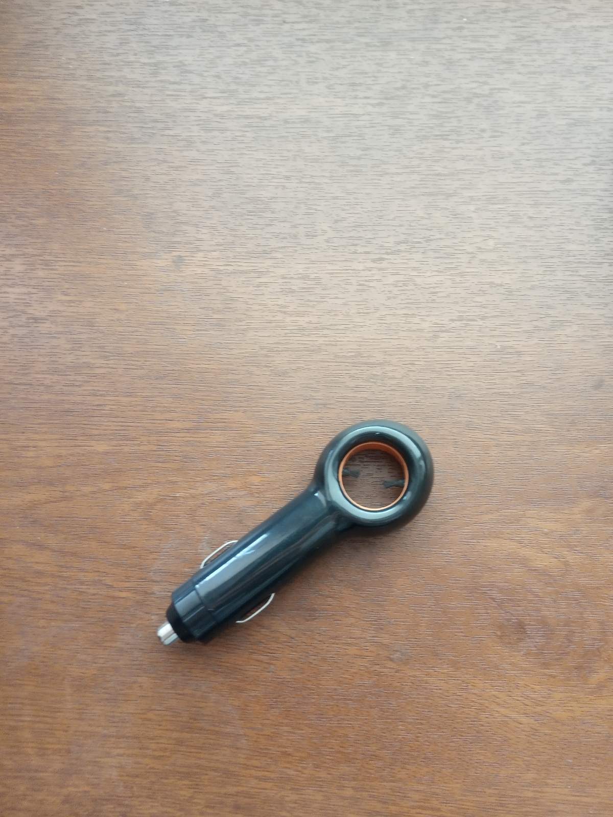 Продам ионизатор воздуха, новый, автомобильный, нейтрализует запахи - Изображение #1, Объявление #1735417