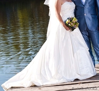 Шикарное свадебное платье. продам  - Изображение #1, Объявление #208152