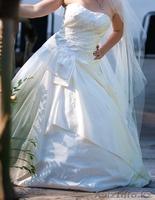 Шикарное свадебное платье. продам  - Изображение #2, Объявление #208152