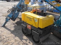 SAKAI HS 65 ST, 2000 г, 5800$ ,ручной каток, вибрационный, дизель, вес 650 кг,  - Изображение #1, Объявление #227974