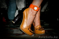 продам оптом и в розницу дизайнерские часы slap on модный аксессуар 2011 года. - Изображение #2, Объявление #312695