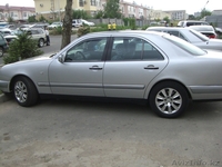 Mercedes benz 1996г серебристый 13 000$ - Изображение #1, Объявление #345674