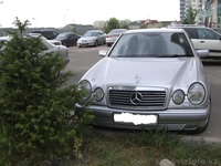 Mercedes benz 1996г серебристый 13 000$ - Изображение #2, Объявление #345674