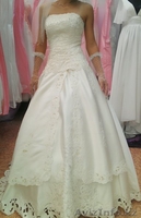 Продаются свадебные и вечерные платья из Кореи и Турции по низким ценам - Изображение #4, Объявление #762187