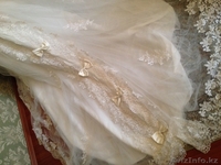 Свадебное платье со шлейфом и бантами! Цвет айвори размер М,42-44.  - Изображение #3, Объявление #1073739