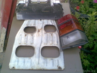 Subaru Leone задний фонарь правый, щиток приборов, защита картера, крыло - Изображение #1, Объявление #1115290
