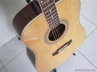 Продам акустическую гитару с чехлом - Изображение #2, Объявление #1206960