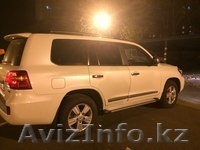 Автомобиль Тойота Land Cruiser 200(белого цвета)с водителем - Изображение #1, Объявление #1326738