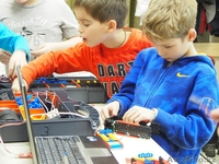 Сеть клубов по робототехнике для детей в Алматы.  - Изображение #2, Объявление #1346059