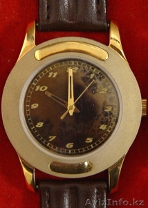 большой ассортимент часов:наручные,карманные,настенные,настольные - Изображение #1, Объявление #16612