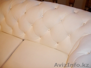 Продается белый кожаный диван (4+2+1) "Честерфилд" с кристалликами  - Изображение #4, Объявление #201557