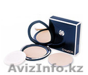 Компакт-пудра Шамбор