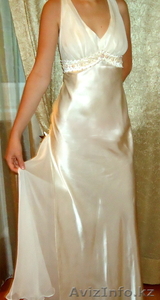 Вечернее платье жемчужного цвета - Изображение #1, Объявление #398184