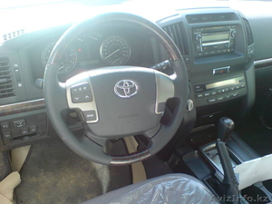 Toyota Land Cruiser 200, модель 2012 года за 52 000 $ - Изображение #3, Объявление #484199