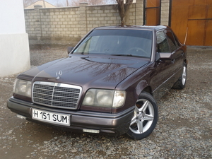 Мерседес - Бенц Е 220