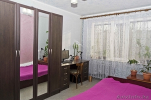 Продается двухкомнатная квартира на первом этаже четырехэтажного дома. С ремонто