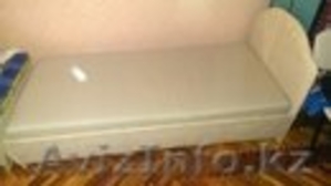 Кроватки в большом количестве и в очень хорошом качестве