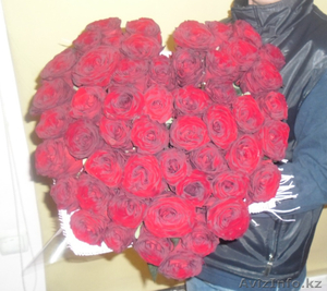 Сердце из 51 красной розы, высота 70 см. - Изображение #1, Объявление #1267536
