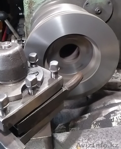 Замена тормозных колодок на ровный (проточенный) диск в Усть-Каменогор