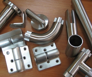 Фурнитура для сантехнических кабин туалетов