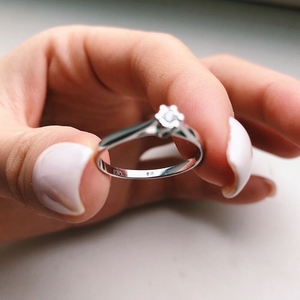 Продам кольцо с бриллиантом - Изображение #2, Объявление #1648048