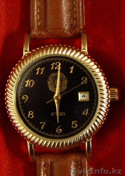 большой ассортимент часов:наручные,карманные,настенные,настольные - Изображение #3, Объявление #16612