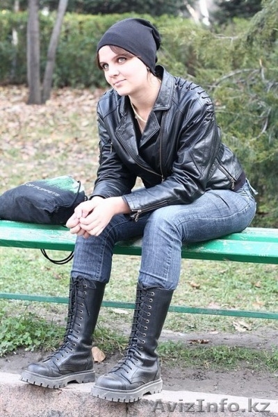 продам кожанную косуху, гриндера, жилет, юбку, корсет - Изображение #1, Объявление #169315