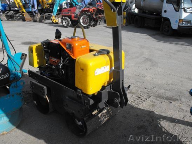 SAKAI HS 65 ST, 2000 г, 5800$ ,ручной каток, вибрационный, дизель, вес 650 кг,  - Изображение #3, Объявление #227974