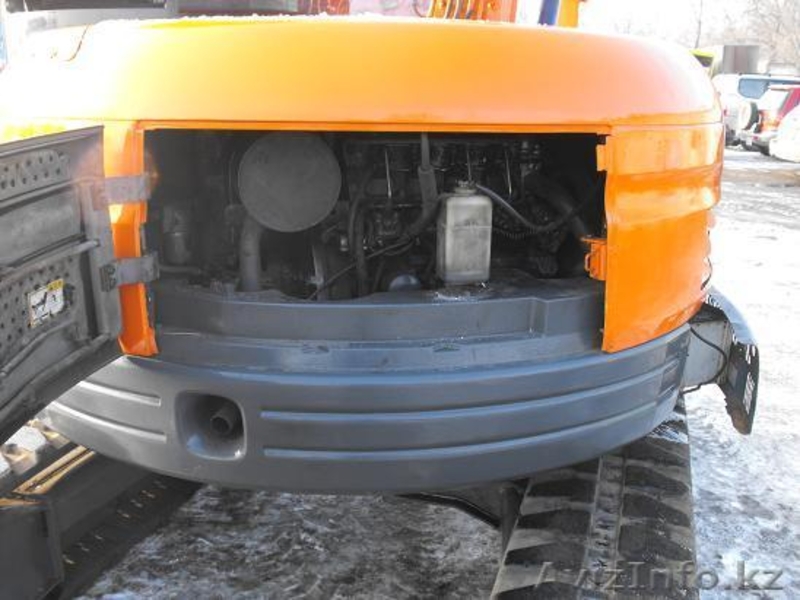 HITACHI EX58MU, гусеничный экскаватор, 19800$, 2000 г.в., отвал, ковш 0.25 куб.м - Изображение #5, Объявление #235061