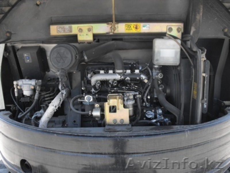 MITSUBISHI MM 57 SR, гусеничный экскаватор,18500$,1999 г.в.,отвал, ковш 0.25 м3 - Изображение #6, Объявление #242746