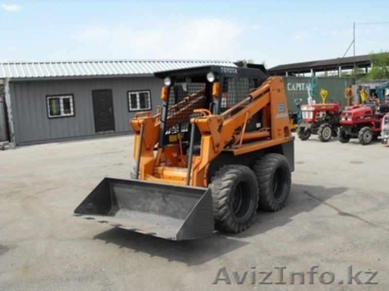 TOYOTA 3SDK6, мини фронтальный погрузчик, 17700 $, 2001 г.в.,объём ковша  250кг - Изображение #2, Объявление #246100