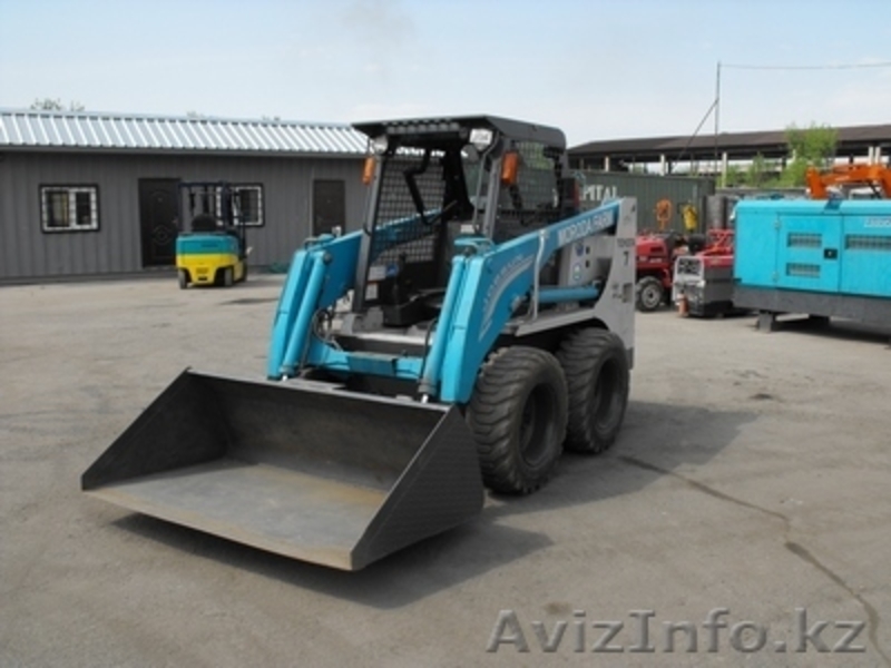 TOYOTA 4SDKL7, мини фронтальный погрузчик, 24900 $, 2005 г.в.,объём ковша 250кг - Изображение #2, Объявление #246105